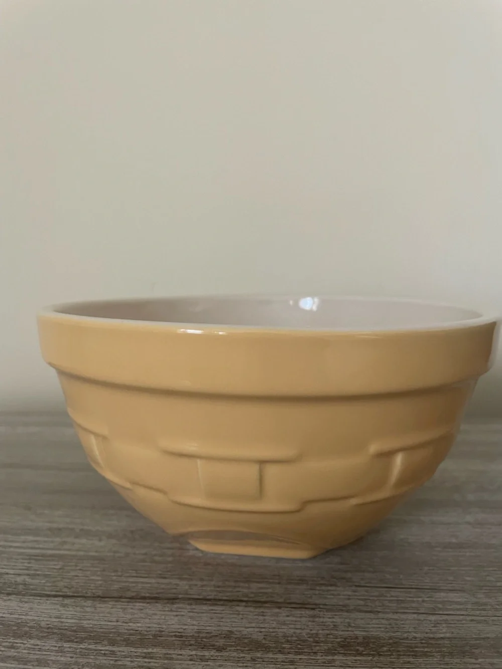 Longaberger Woven Traditions  Butternut Yellow Tip & Mix Mixing Bowl - Picture 2 of 6